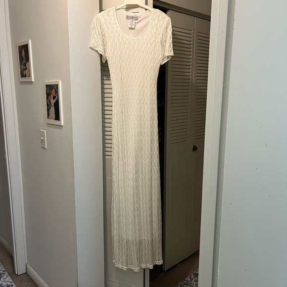 Dress Barn Floor-Length Cap Sleeve Dress, Size 8, Color Off-White NWOT - Picture 1 of 8